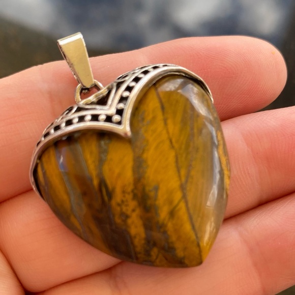133 ❤️ Brown Tiger's Eye Heart Gemstone Crystal  Pendant Necklace - Picture 3 of 6